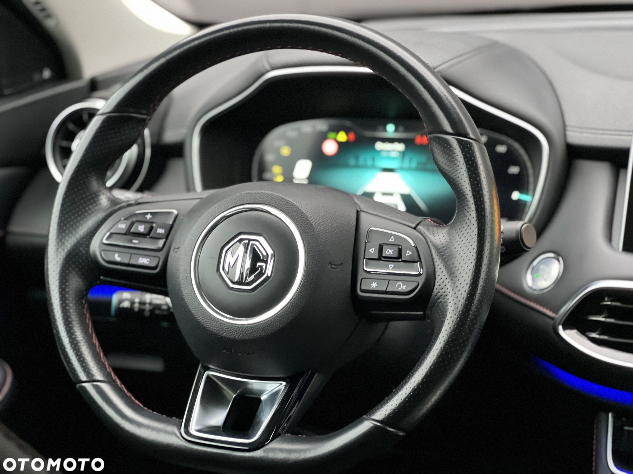 MG EHS 1.5T-GDI PHEV Luxury - 18