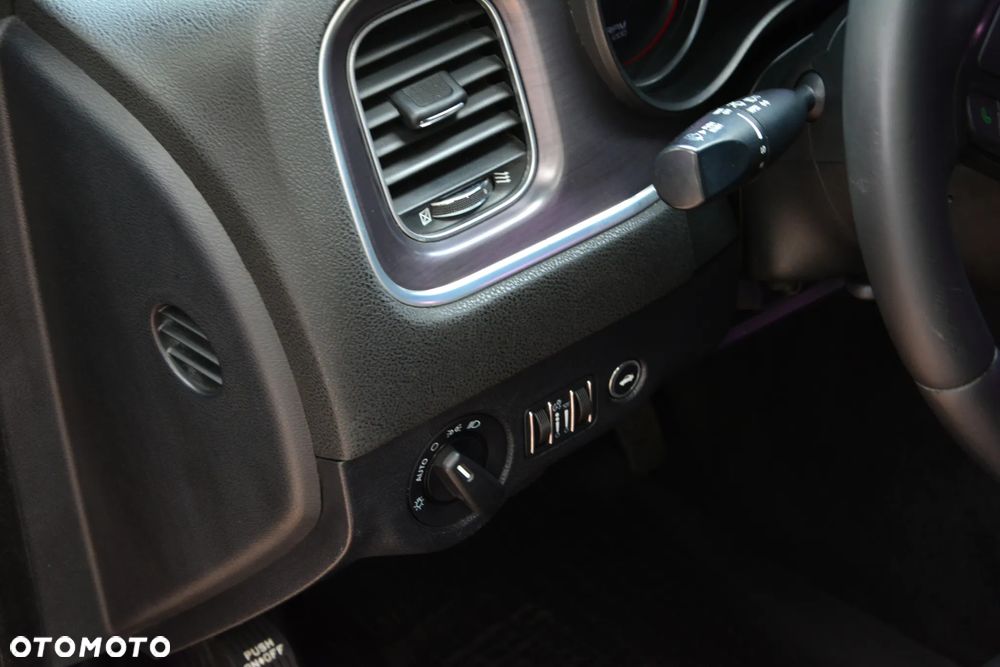 Dodge Charger 3.6 GT - 17