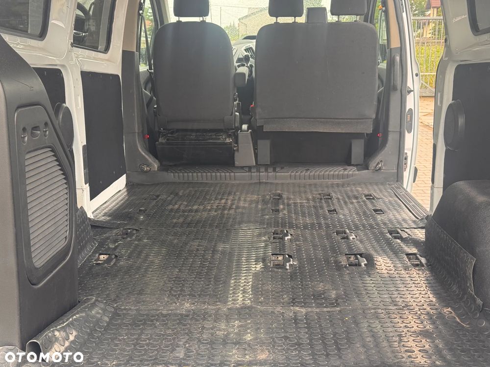 Ford Transit Custom - 14