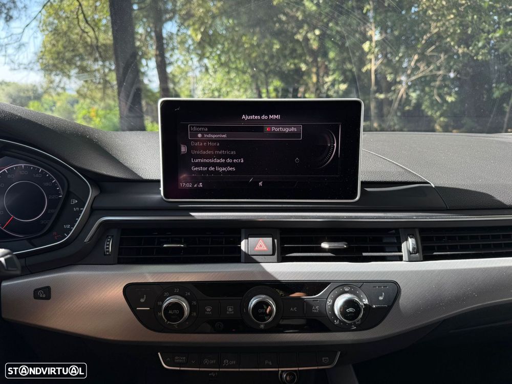 Audi A4 2.0 TDI S-line S tronic - 19