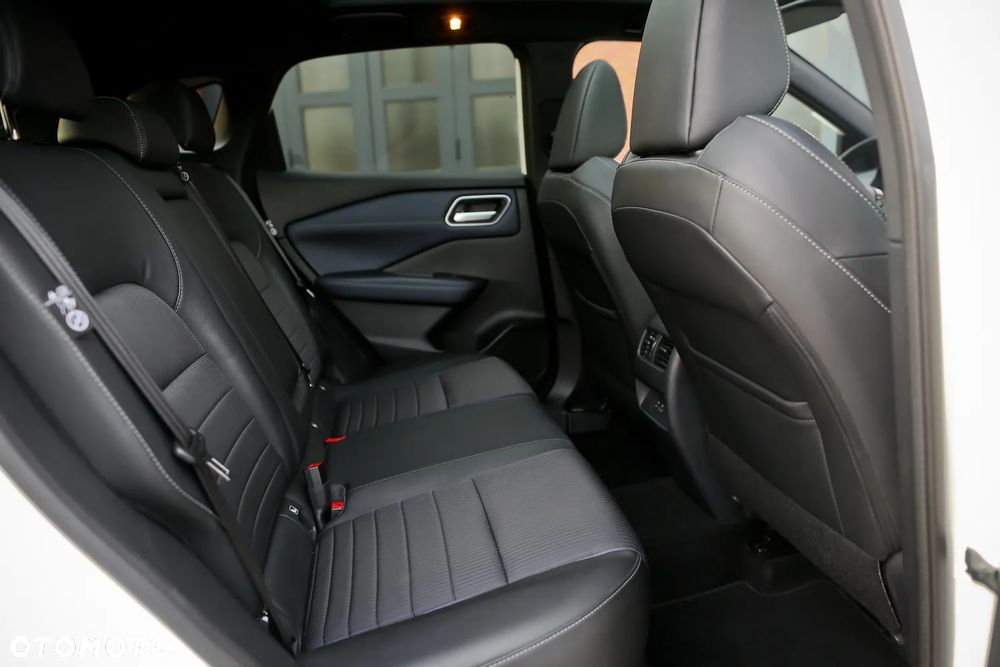 Nissan Qashqai 1.3 DIG-T MHEV Xtronic Tekna+ - 31