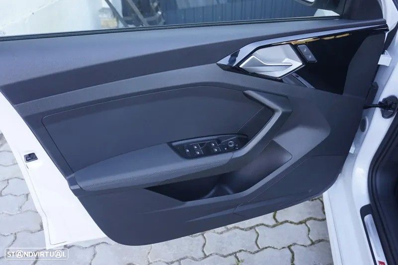 Audi A1 Sportback 30 TFSI S line - 19