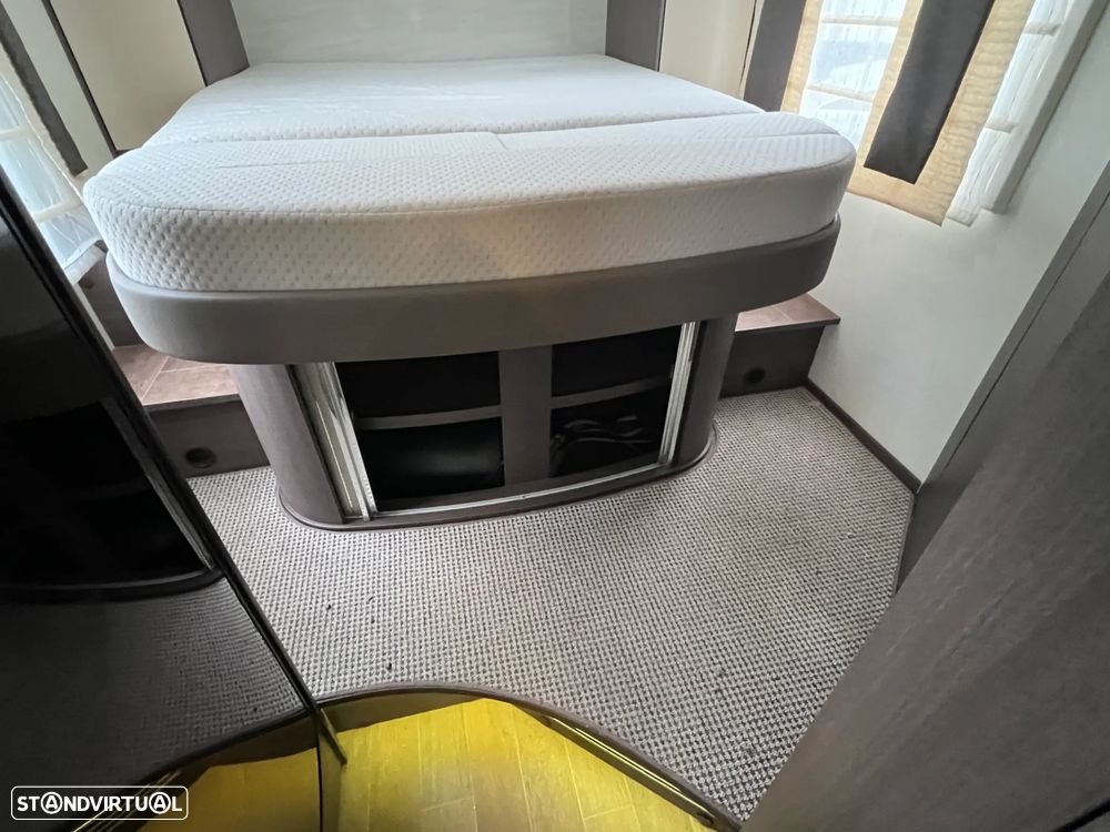 Burstner Viseo Cama Central - 40