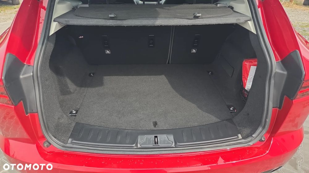 Jaguar E-Pace 2.0 i4D FWD R-Dynamic S - 14