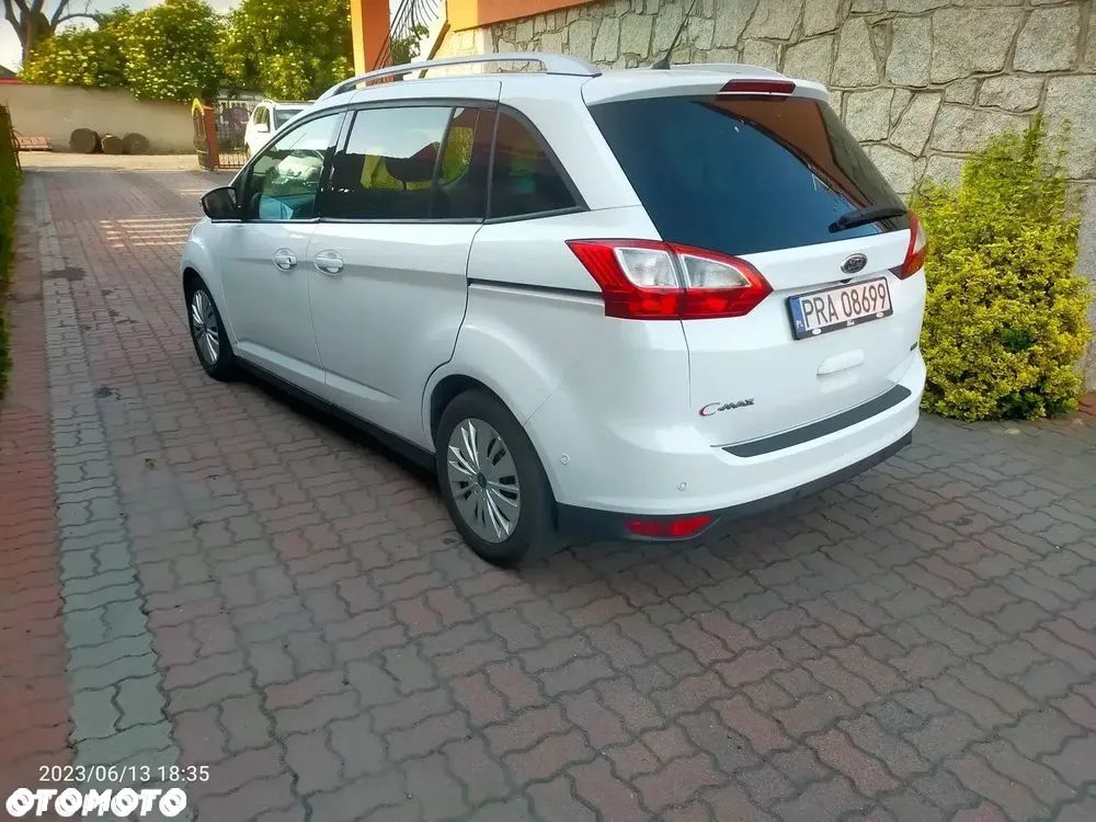 Ford Grand C-MAX - 4