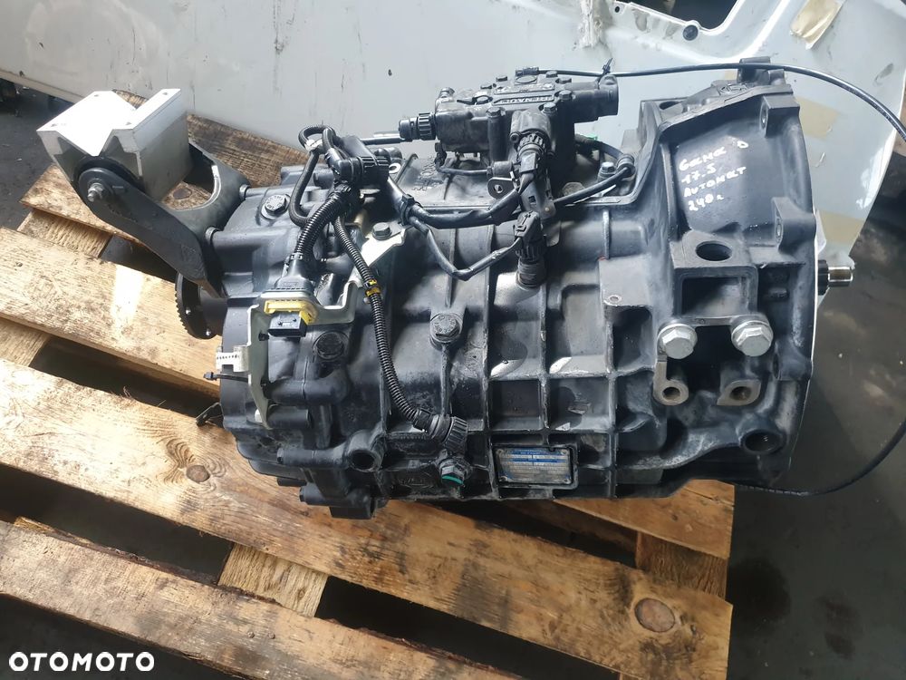 SKRZYNIA BIEGÓW AUTOMAT 6AS800 GAMA D 240 - 1