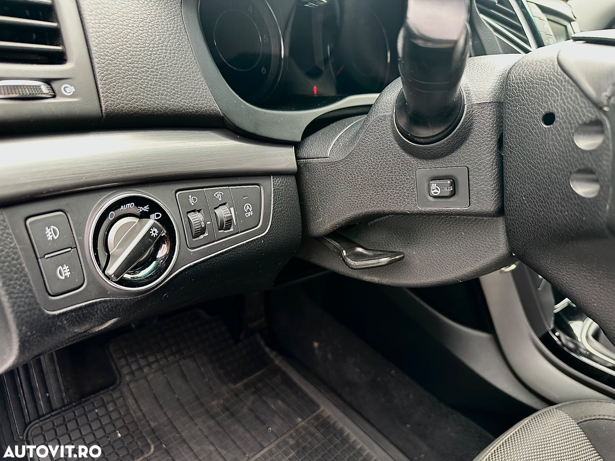 Hyundai i40 Kombi 1.7 CRDi Premium - 7