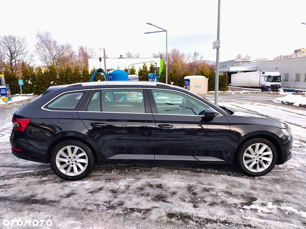 Skoda Superb 2.0 TDI SCR Ambition DSG - 4