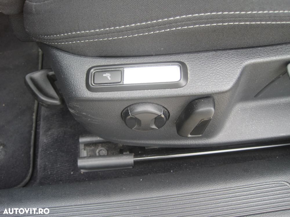 Volkswagen Passat 2.0 TDI Comfortline - 10