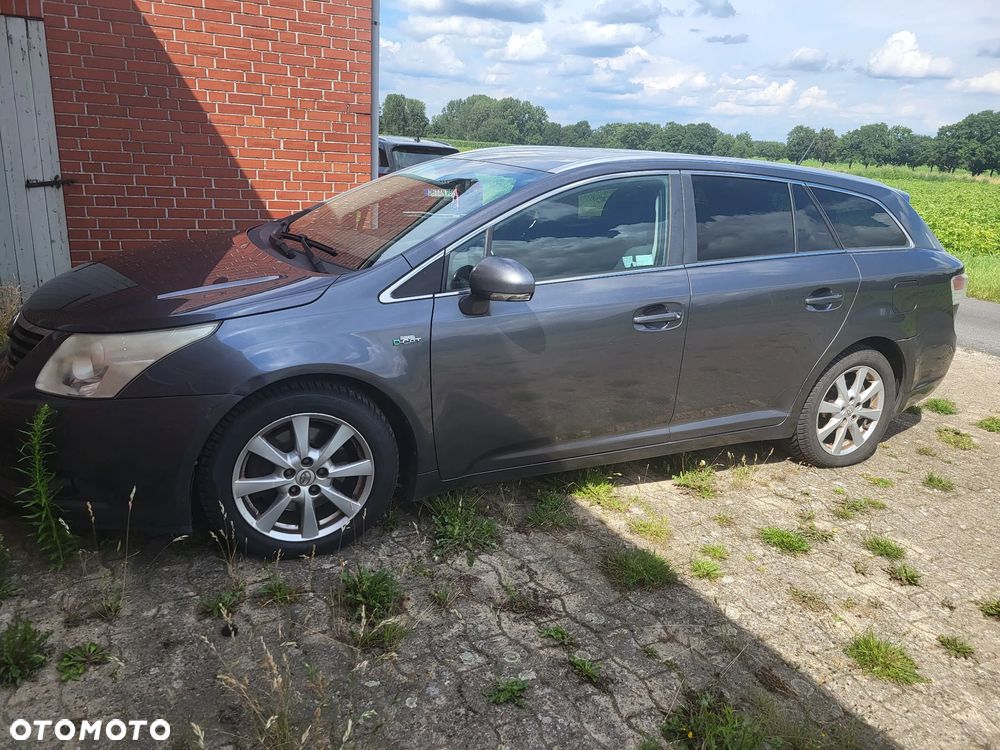 Toyota Avensis - 7