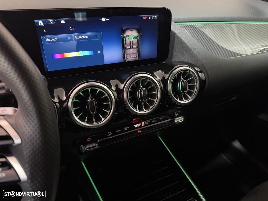 Mercedes-Benz GLA 200 d AMG Line - 20