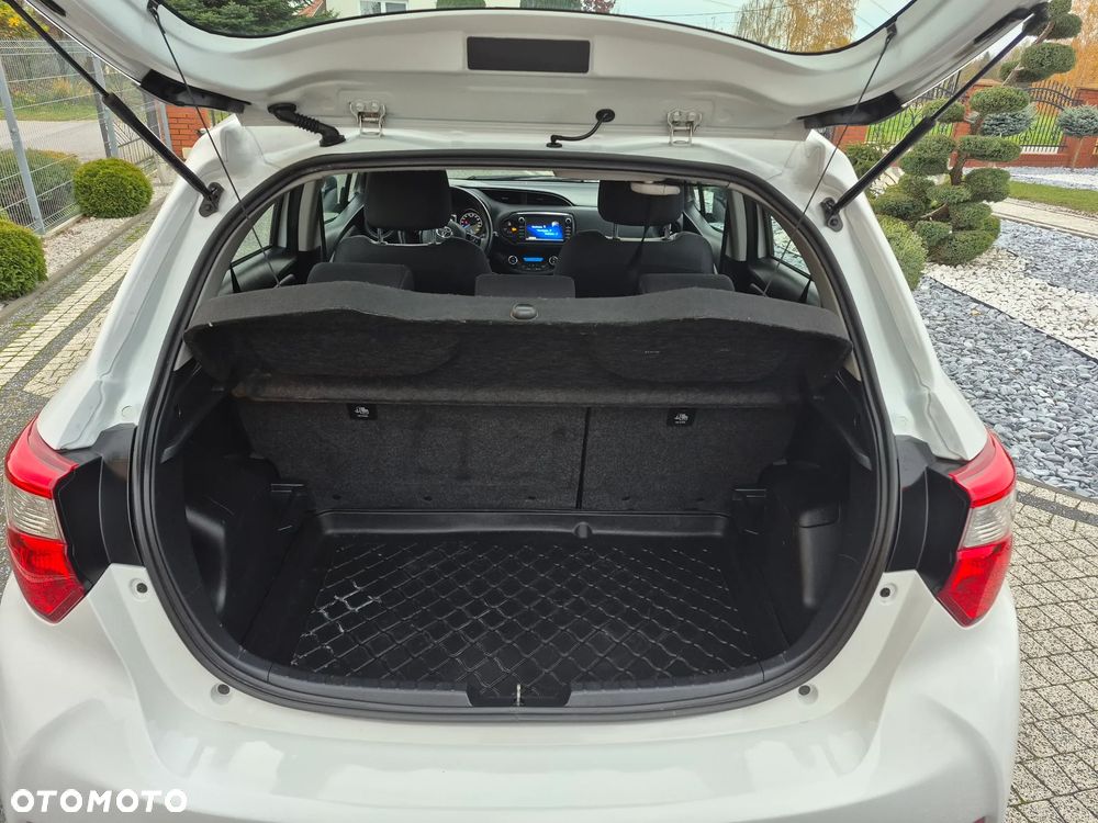 Toyota Yaris Hybrid 1.5 VVT-i Comfort - 12