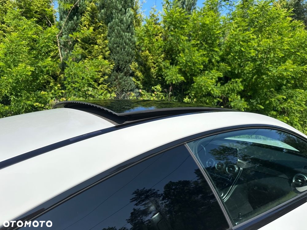 Mercedes-Benz Klasa C 300 9G-TRONIC - 14