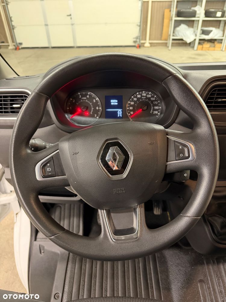 Renault Master - 18