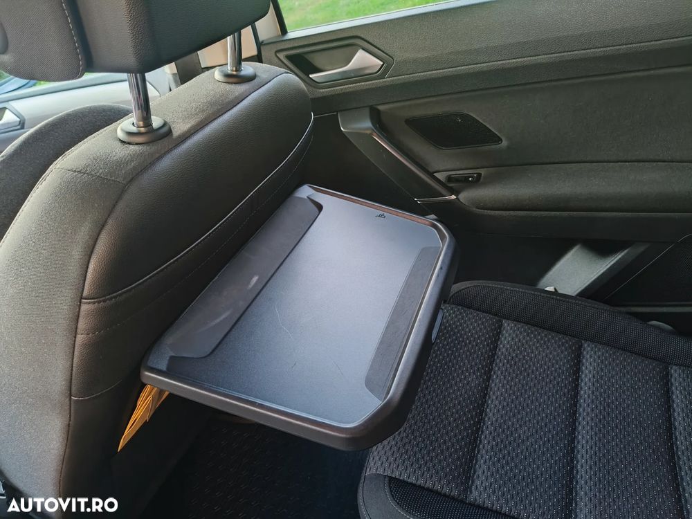 Volkswagen Touran - 5