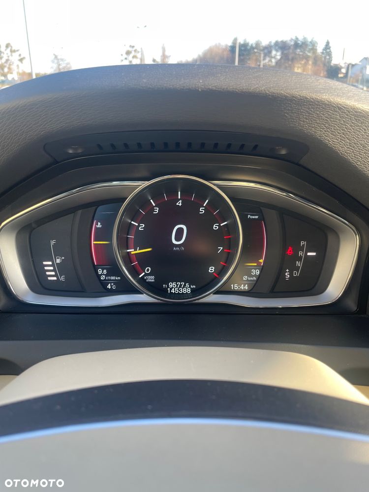 Volvo V60 T5 Momentum - 7