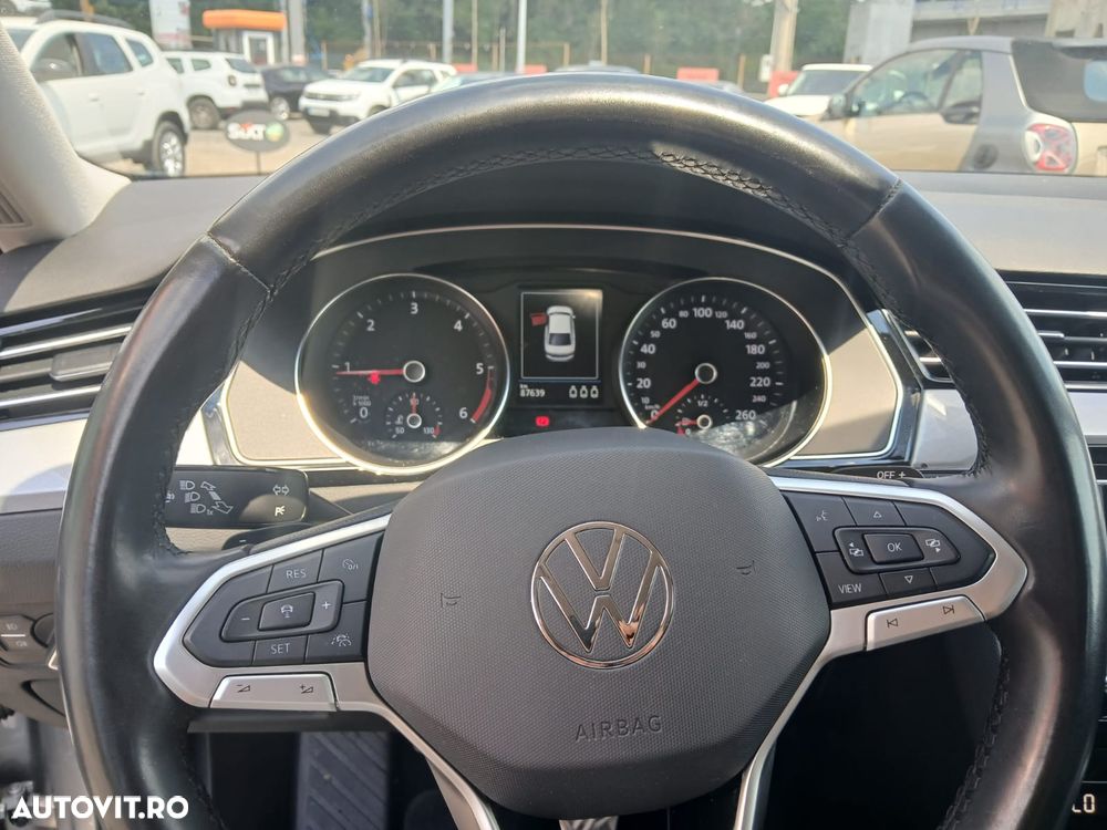 Volkswagen Passat 2.0 TDI DSG Comfortline - 12