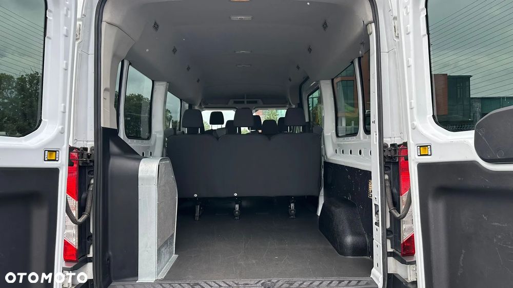Ford Transit - 13