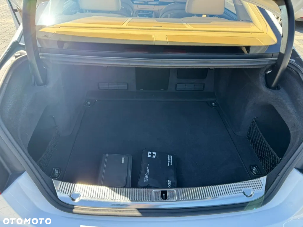 Audi A8 4.2 TDI Quattro - 8