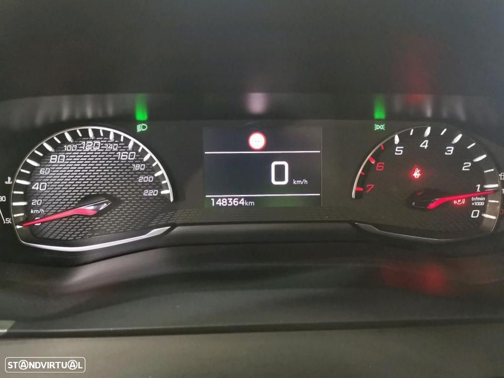 Peugeot 2008 1.5 BlueHDi Active Pack - 6