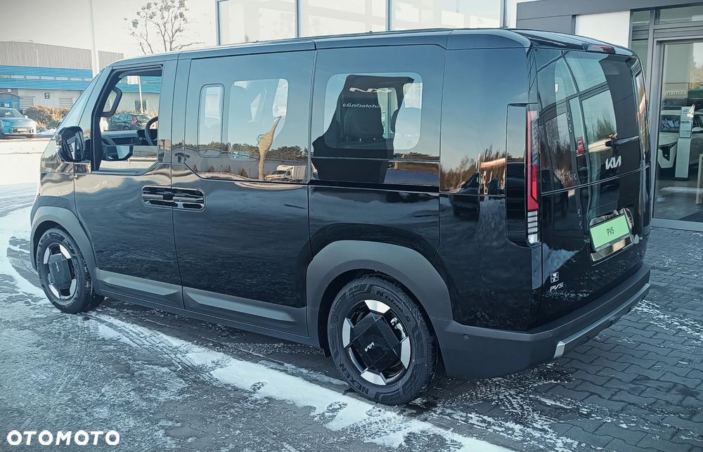 Kia PV5 - 3