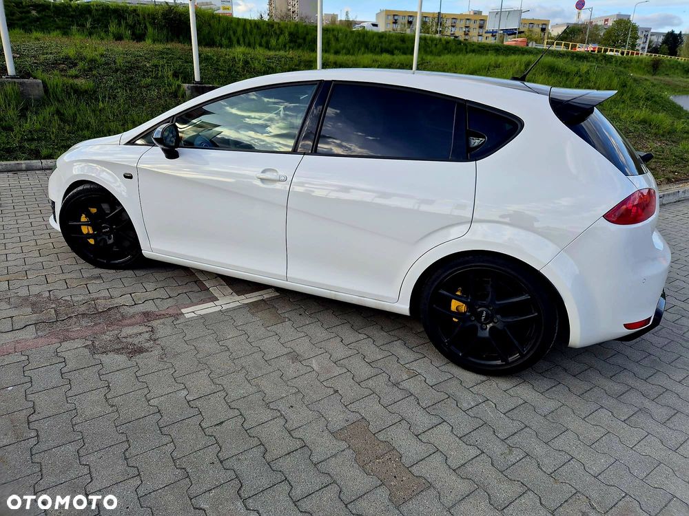 Seat Leon 2.0 TSI Cupra R - 2