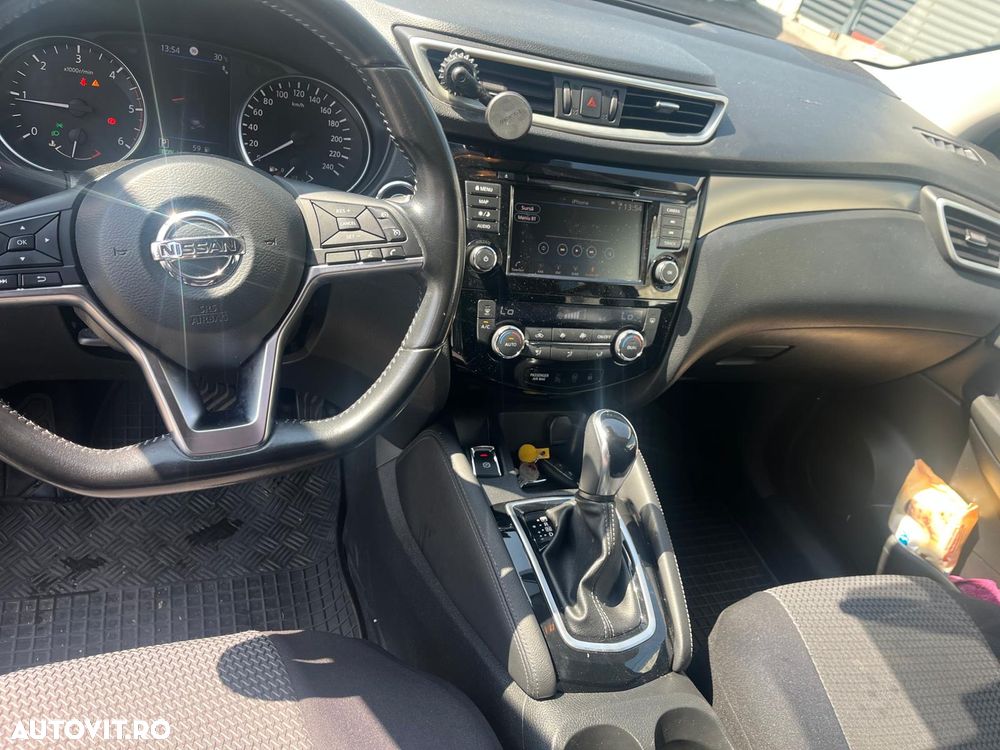 Nissan Qashqai - 12