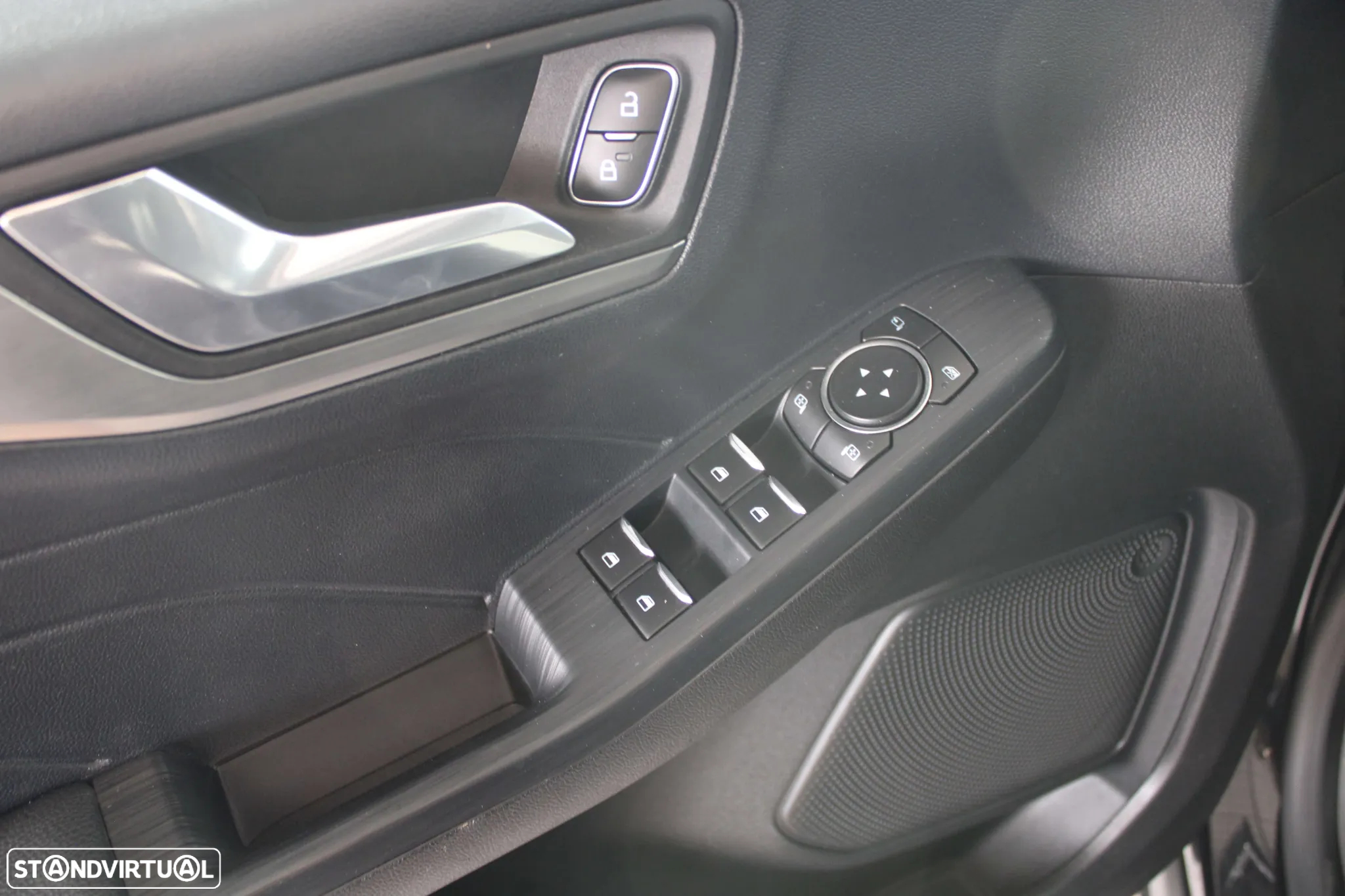 Ford Kuga 1.5 TDCi EcoBlue Titanium - 17