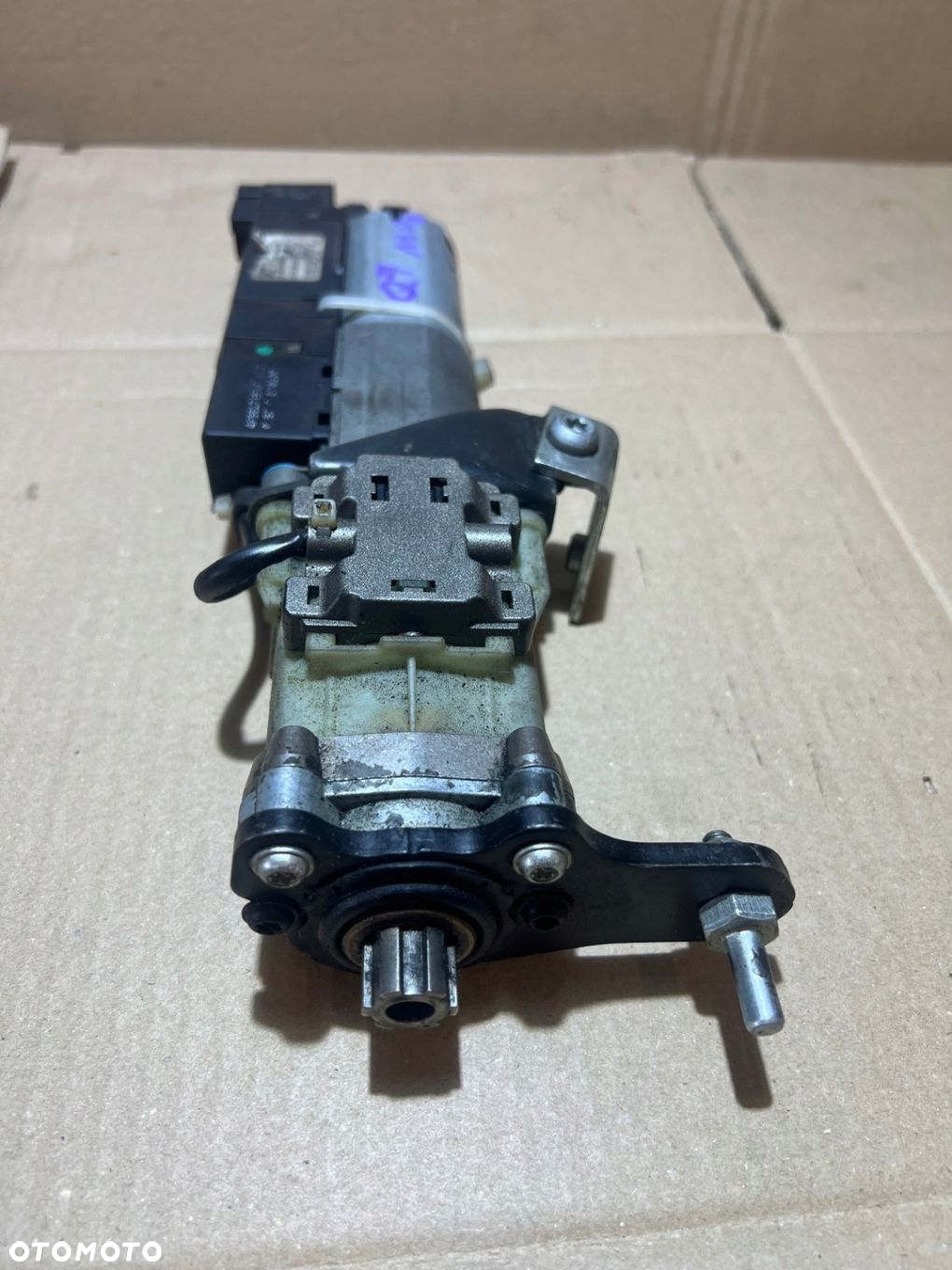 AUDI Q7 4L SIŁOWNIK ELEKTRYCZNY KLAPY BAGAŻNIKA LEWY 4F9827851F - 4