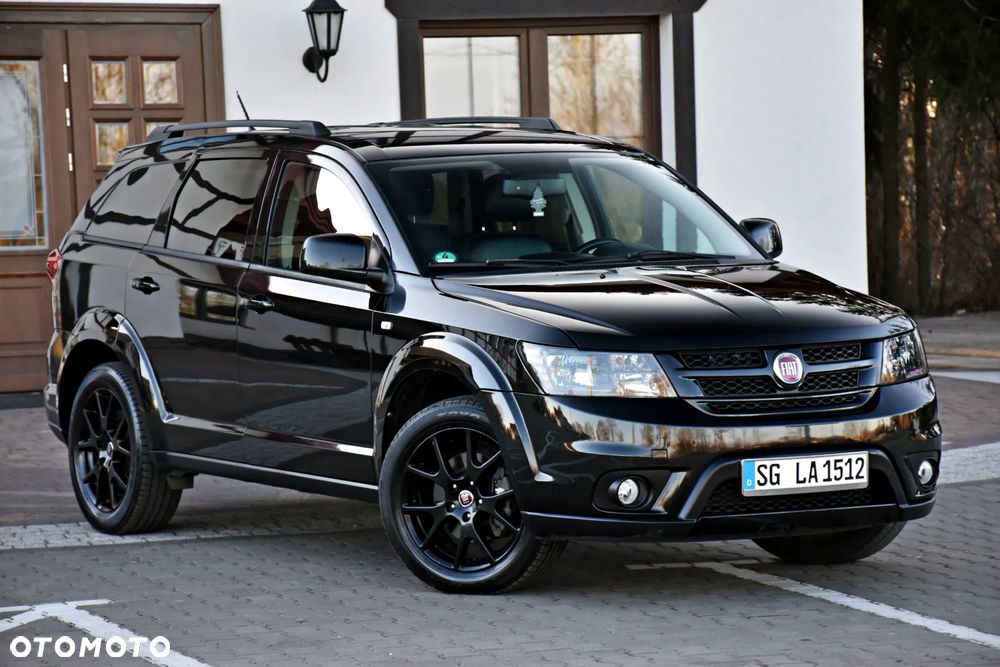 Fiat Freemont 2.0 Multijet 16V DPF Automatik Allrad Black Code - 1