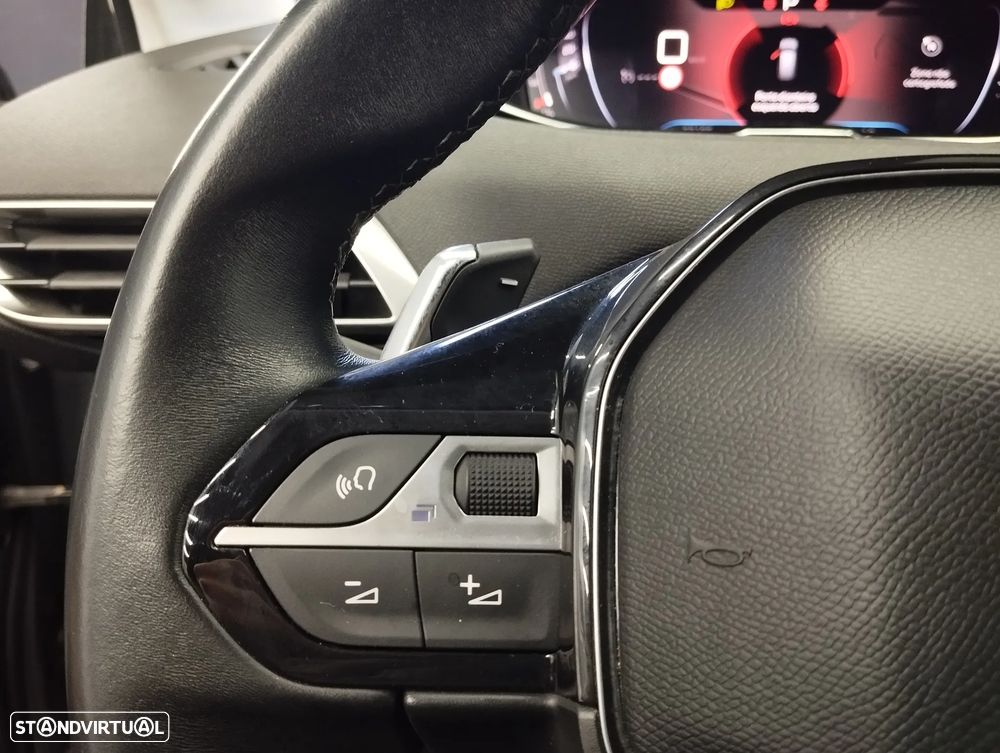 Peugeot 5008 1.5 BlueHDi Allure Pack EAT8 - 24