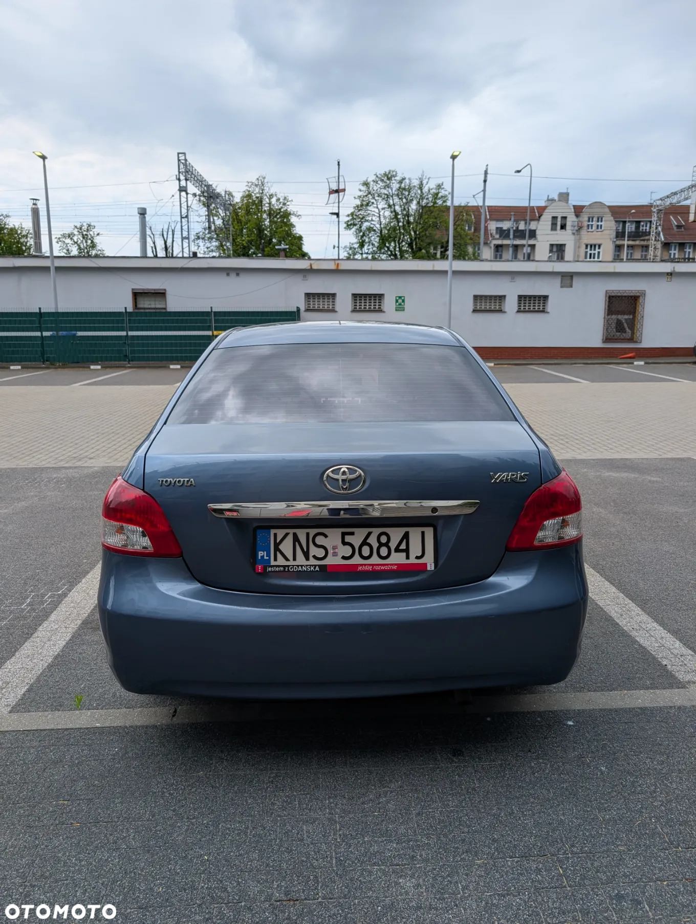 Toyota Yaris 1.5 - 10