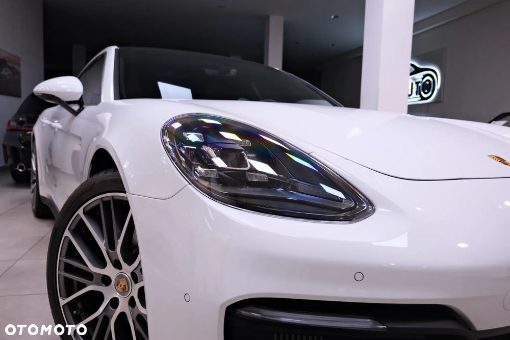 Porsche Panamera Standard - 5