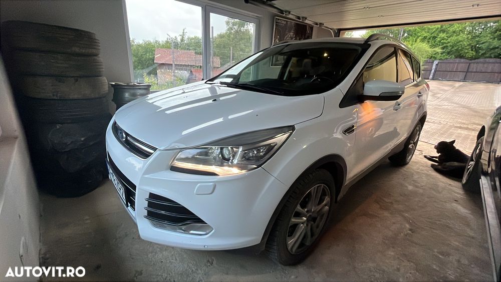 Ford Kuga - 30