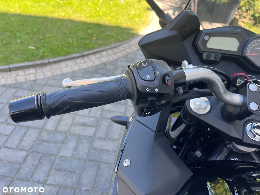 Yamaha XJ - 18