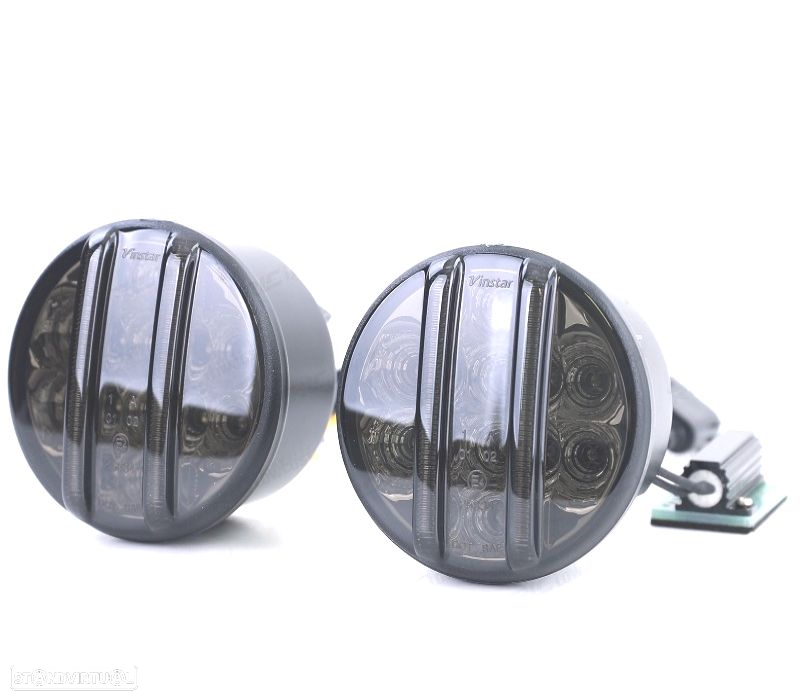 PISCAS DIANTEIROS PARA JEEP WRANGLER JK 07- LED PRETO FUMADO - 4