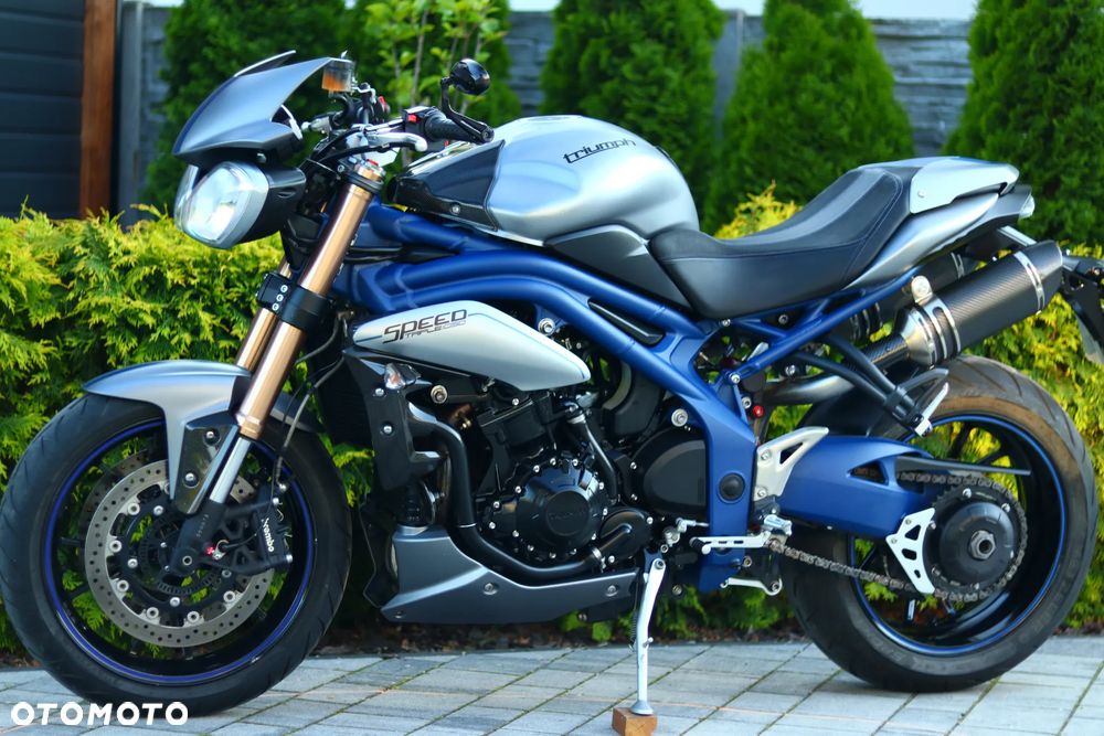 Triumph Speed Triple - 2