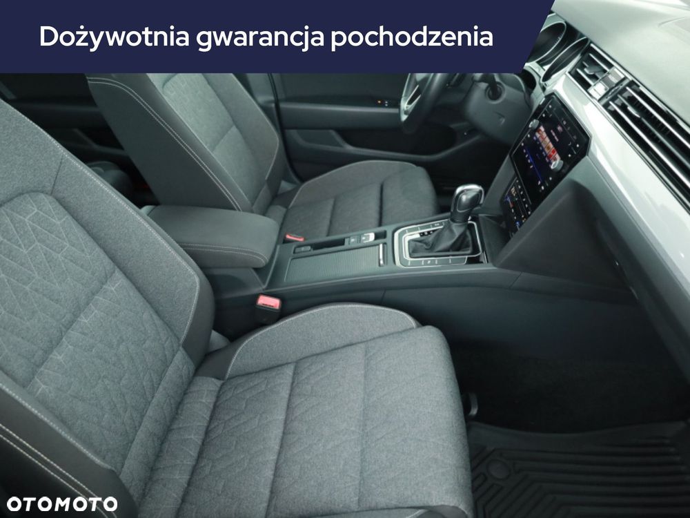 Volkswagen Passat Variant - 9