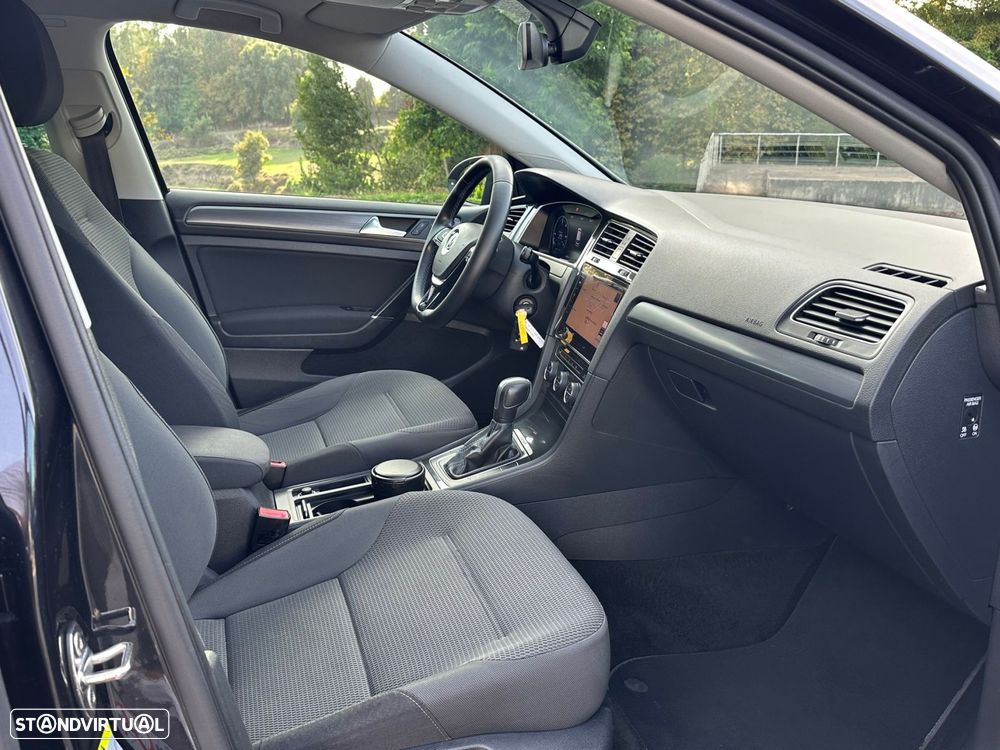VW e-Golf AC/DC - 22
