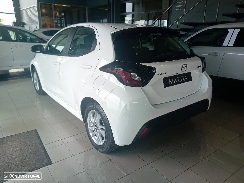 Mazda 2 1.5 L Hybrid VVT-i Centre-Line - 4