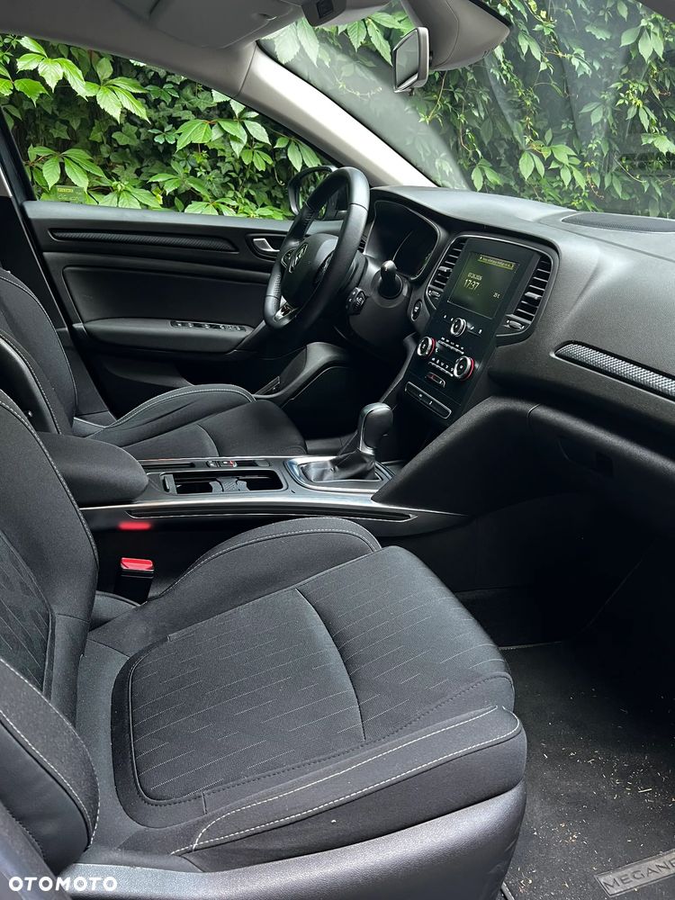 Renault Megane 1.3 TCe FAP Limited EDC - 11