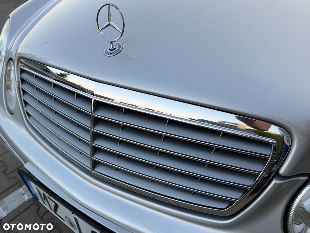 Mercedes-Benz Klasa E 200 Kompressor Elegance - 24