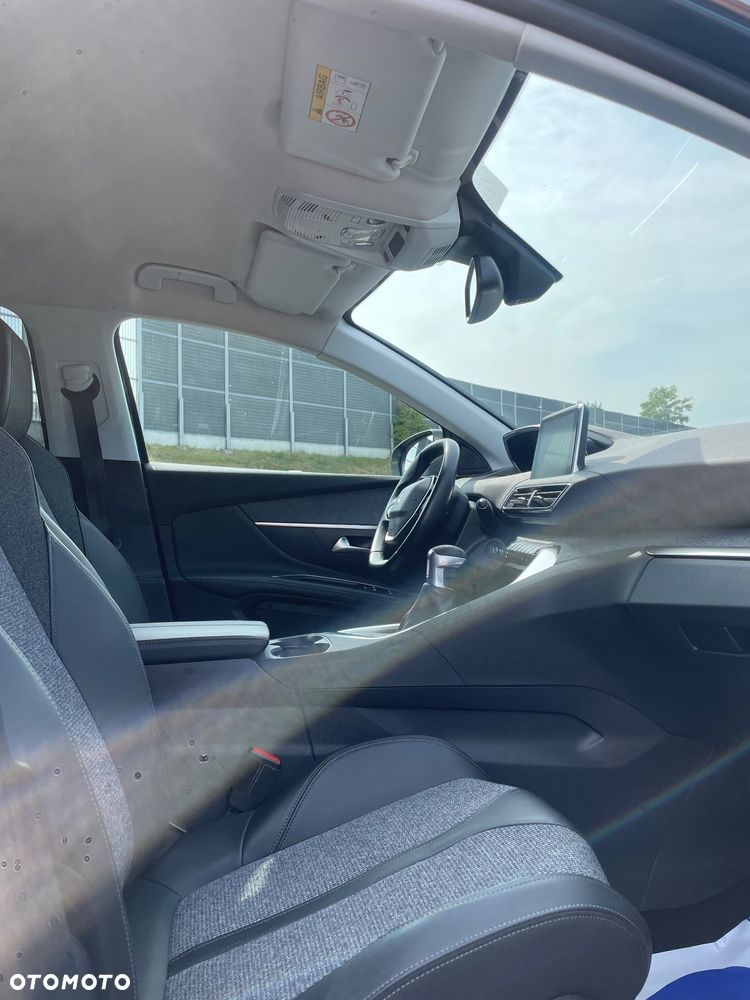 Peugeot 5008 - 23