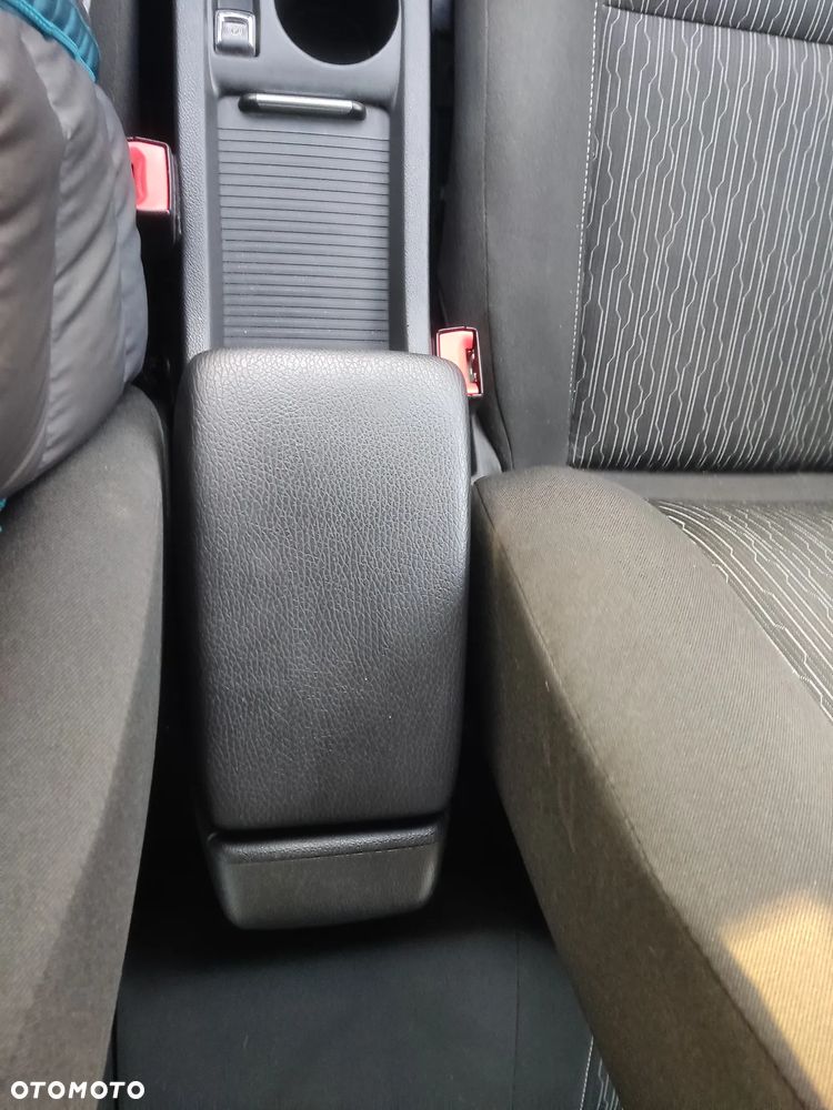 Opel Astra 2.0 CDTI ecoFLEX Start/Stop Exklusiv - 32