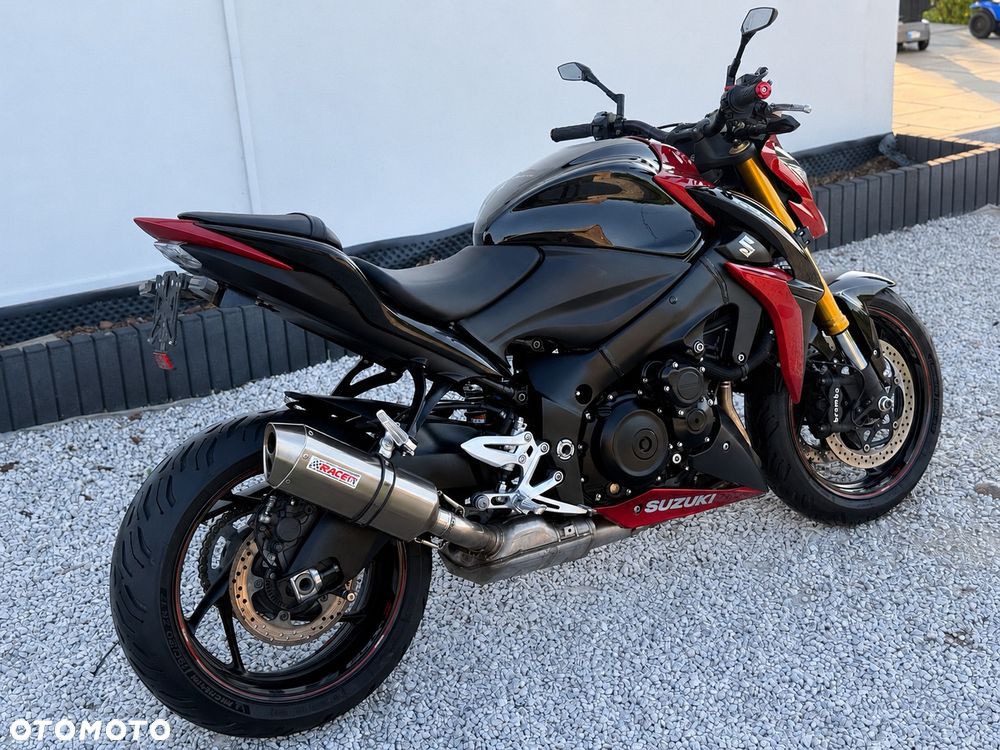 Suzuki GSX 1000 - 9