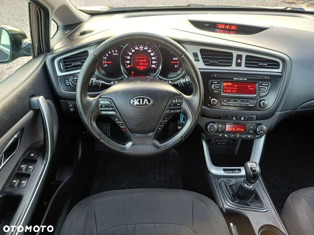 Kia Ceed - 3