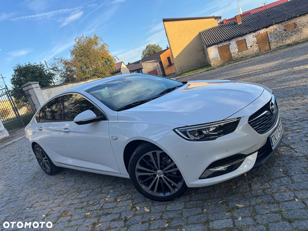 Opel Insignia - 2
