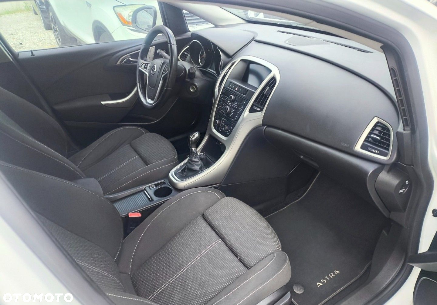 Opel Astra - 10