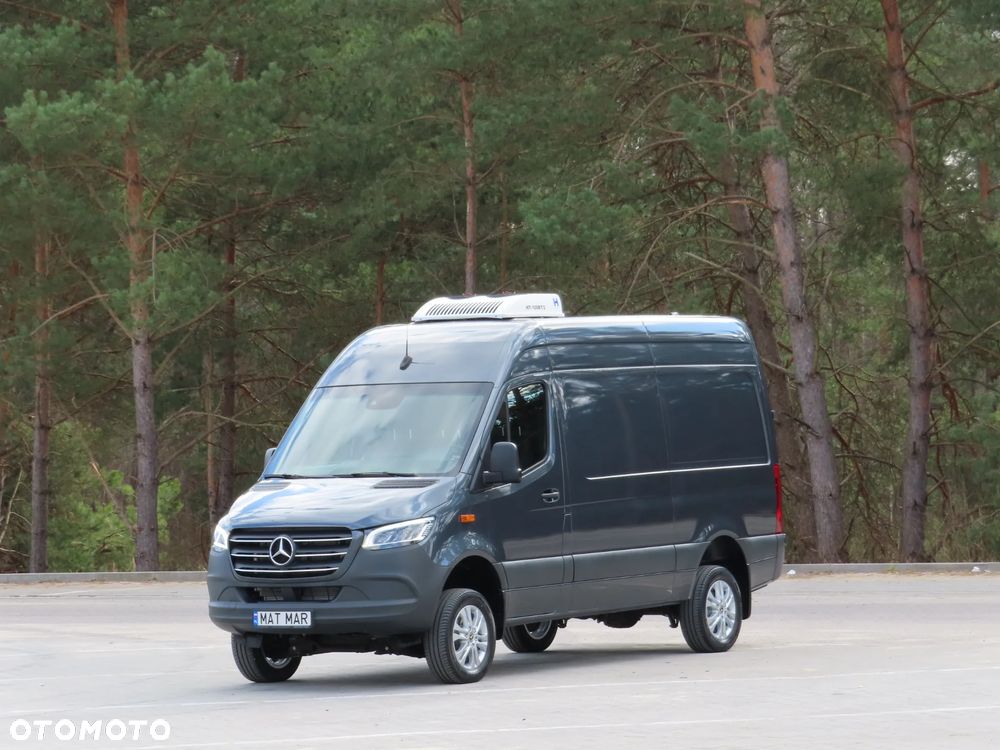 Mercedes-Benz Sprinter 319 CDI V6 3.0 CDI 190 KM Automat 7G-Tronic 4X4 Chłodnia -30*C Agregat Chłodniczy Rozstaw Osi 3665 mm Ładowność 1067 Kg WZMACNIANY Przebieg 10 Tys Km Jedyny Taki UNIKAT Stan NOWY Jak Z Fabryki POLECAM - 1
