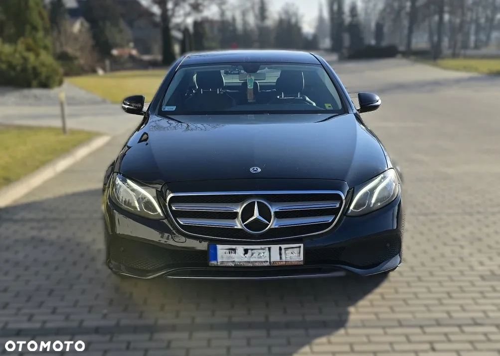 Mercedes-Benz Klasa E 200 d 9G-TRONIC - 2